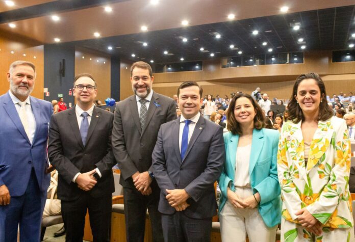 ANAUNI celebra associados premiados no Prêmio de Competência Funcional da AGU