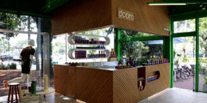 Loja-conceito da Dobro fica dentro da Running Land, ao lado do Parque Ibirapuera, em SP - Divulgação / Dobro